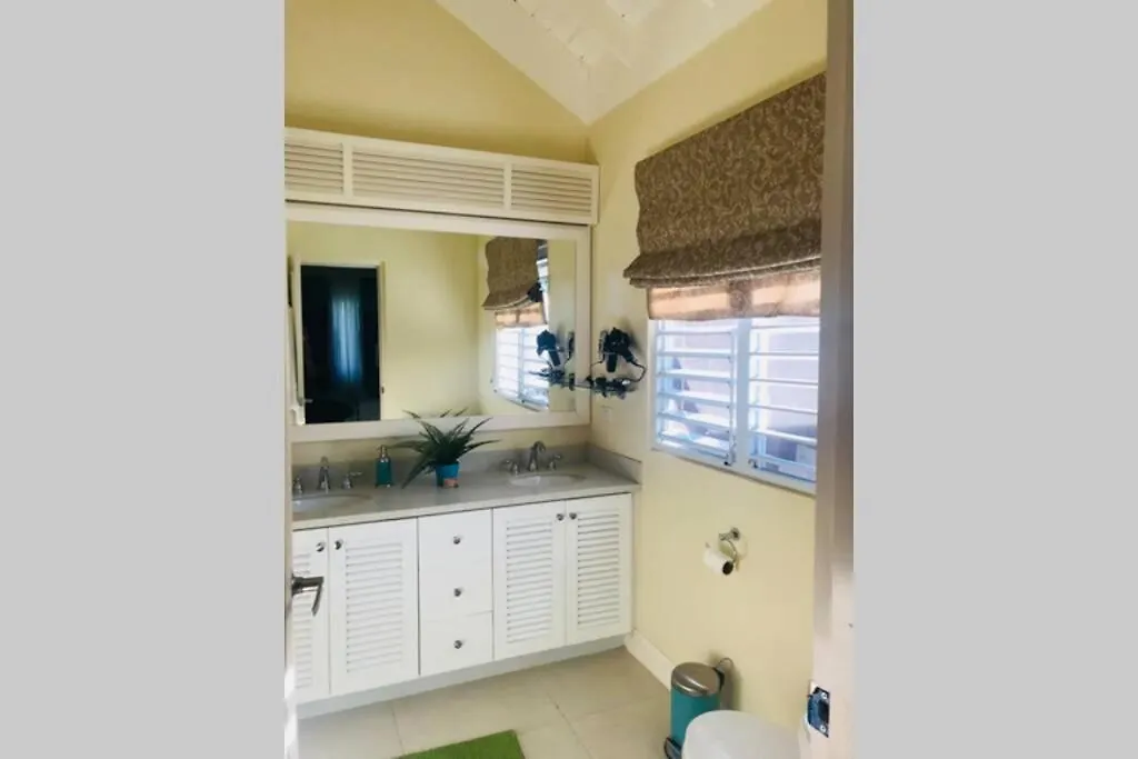 Breadfruit Villa - Your Piece Of Paradise! Richmond